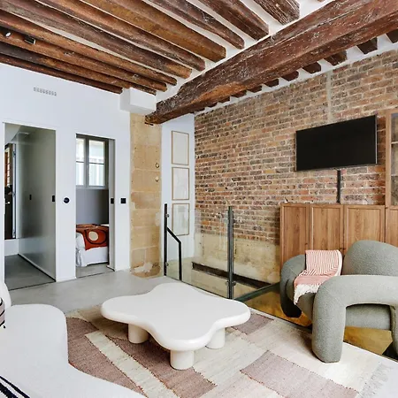 Refinement & Parisian Charm - Marais Apartment Paris