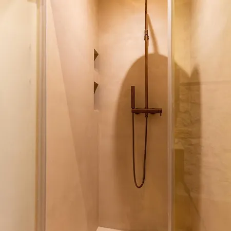 Refinement & Parisian Charm - 4br-8p - Marais Apartment Paris