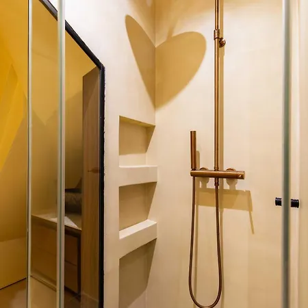 Refinement & Parisian Charm - 4br-8p - Marais Apartment *